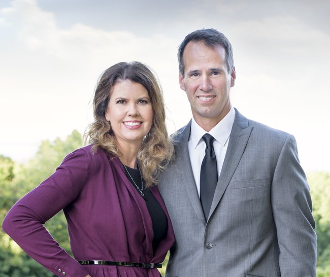 Photo of Mark and Jennifer Monge,